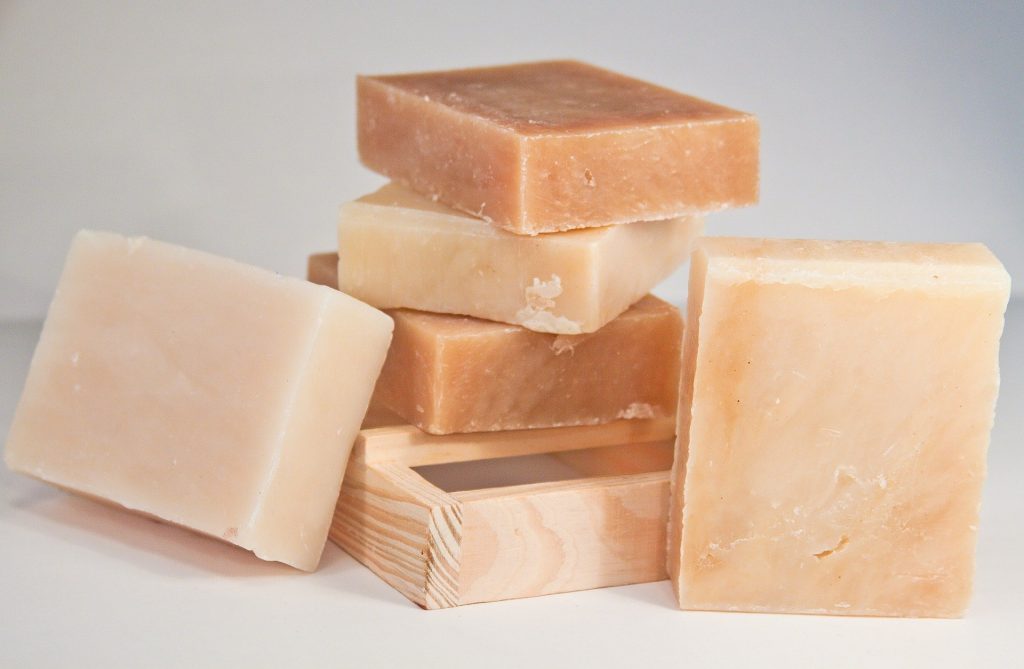Natural-Hair-Care-Solid-Shampoos-Made-n-France-Fabricant-Laboratoire-Orescience-1024x669